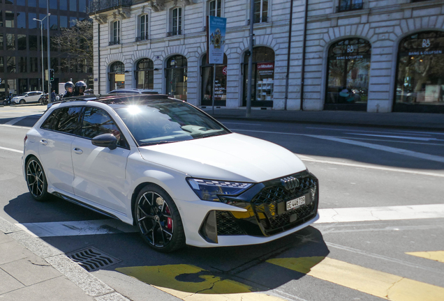 Audi RS3 Sportback 8Y 2025