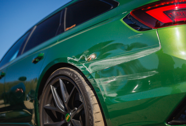 Audi RS4 Avant B9
