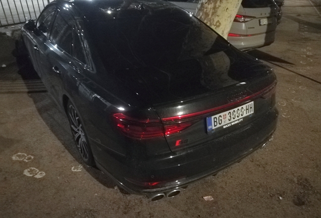 Audi S8 D5