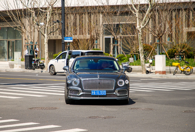Bentley Flying Spur V8 2021
