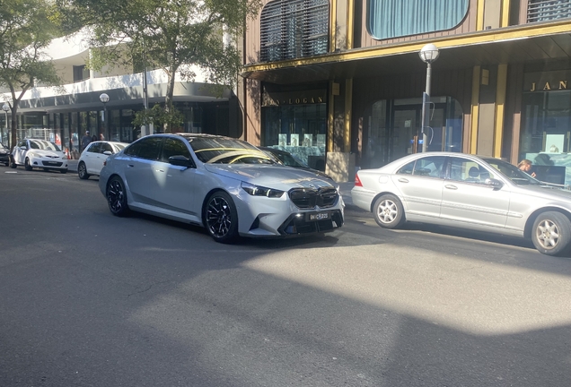 BMW M5 G90
