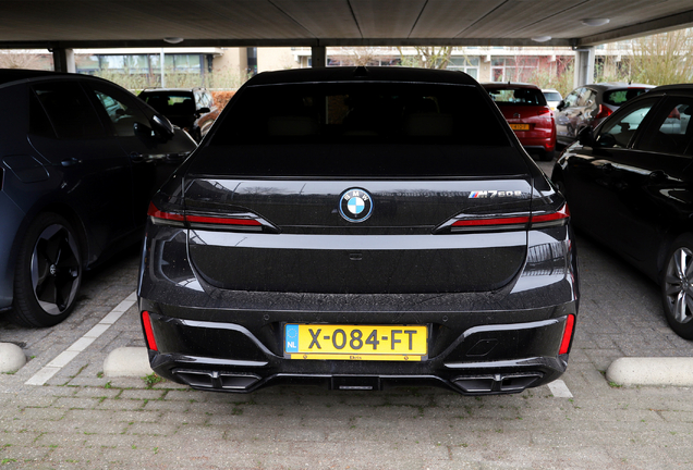 BMW M760e xDrive