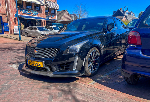 Cadillac CTS-V 2015