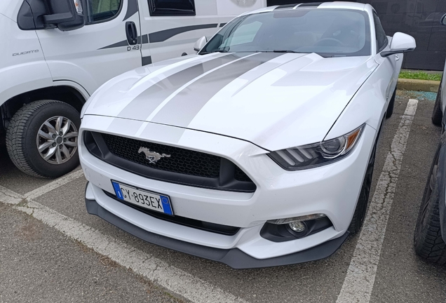 Ford Mustang GT 2015
