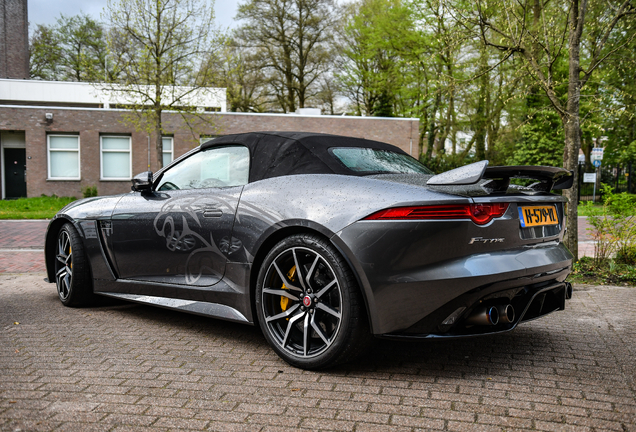 Jaguar F-TYPE SVR Convertible