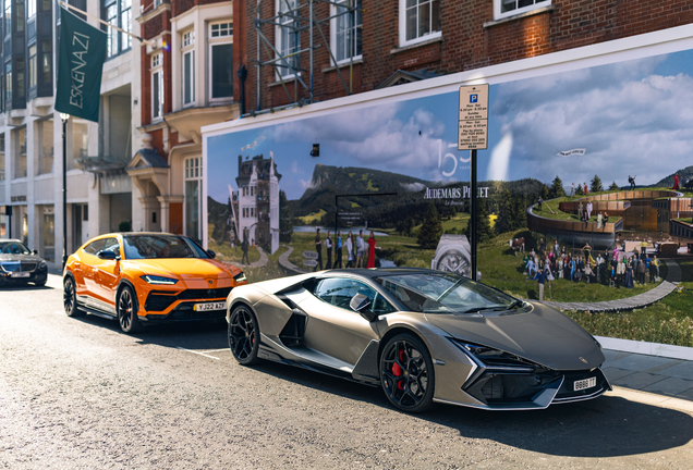 Lamborghini Revuelto