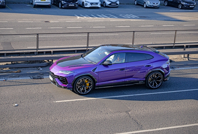Lamborghini Urus Performante