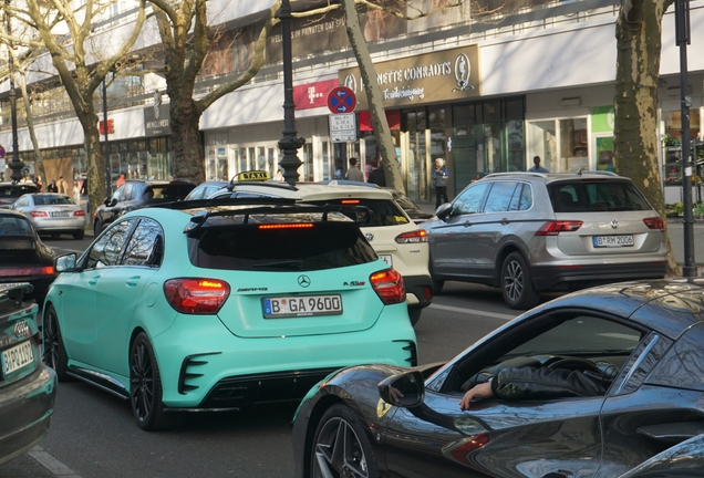 Mercedes-AMG A 45 W176 2015