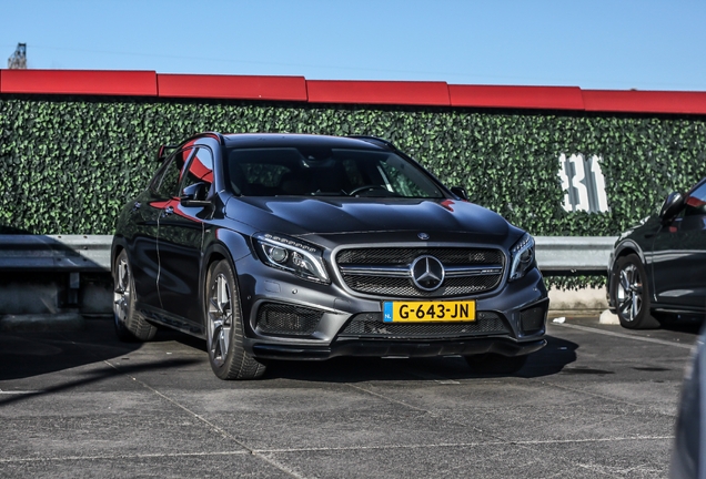 Mercedes-Benz GLA 45 AMG X156