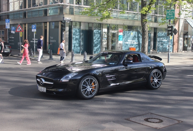 Mercedes-Benz SLS AMG