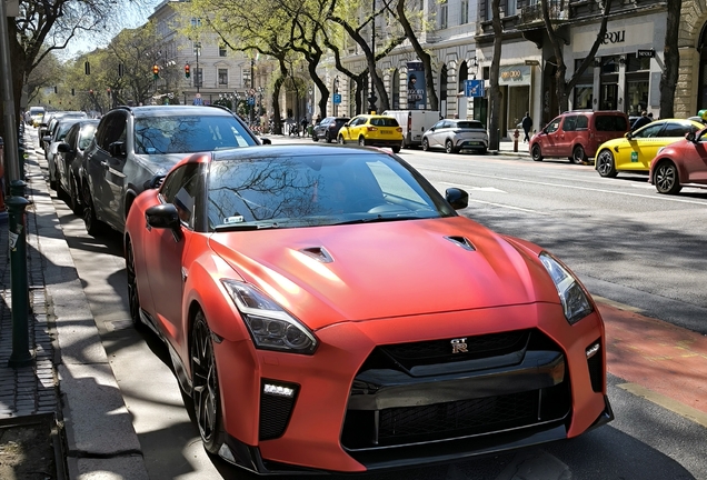 Nissan GT-R 2017