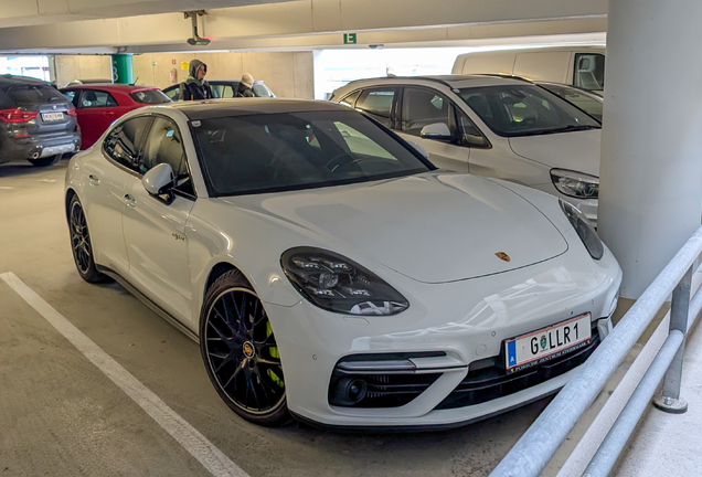 Porsche 971 Panamera Turbo S E-Hybrid
