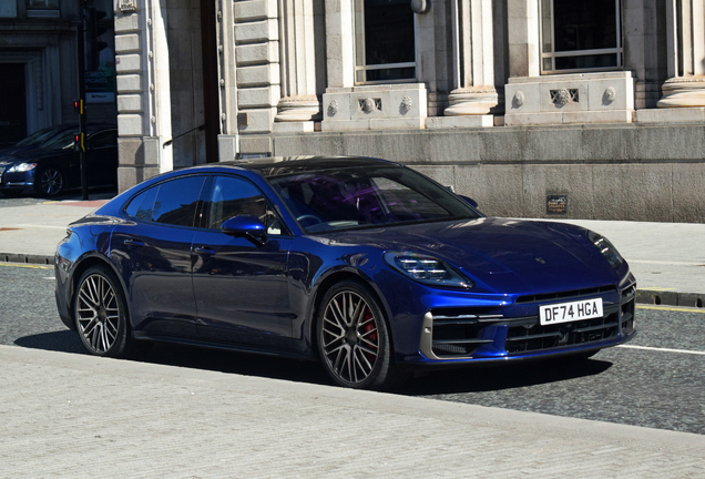 Porsche 972 Panamera Turbo E-Hybrid