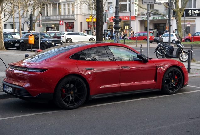 Porsche Taycan GTS