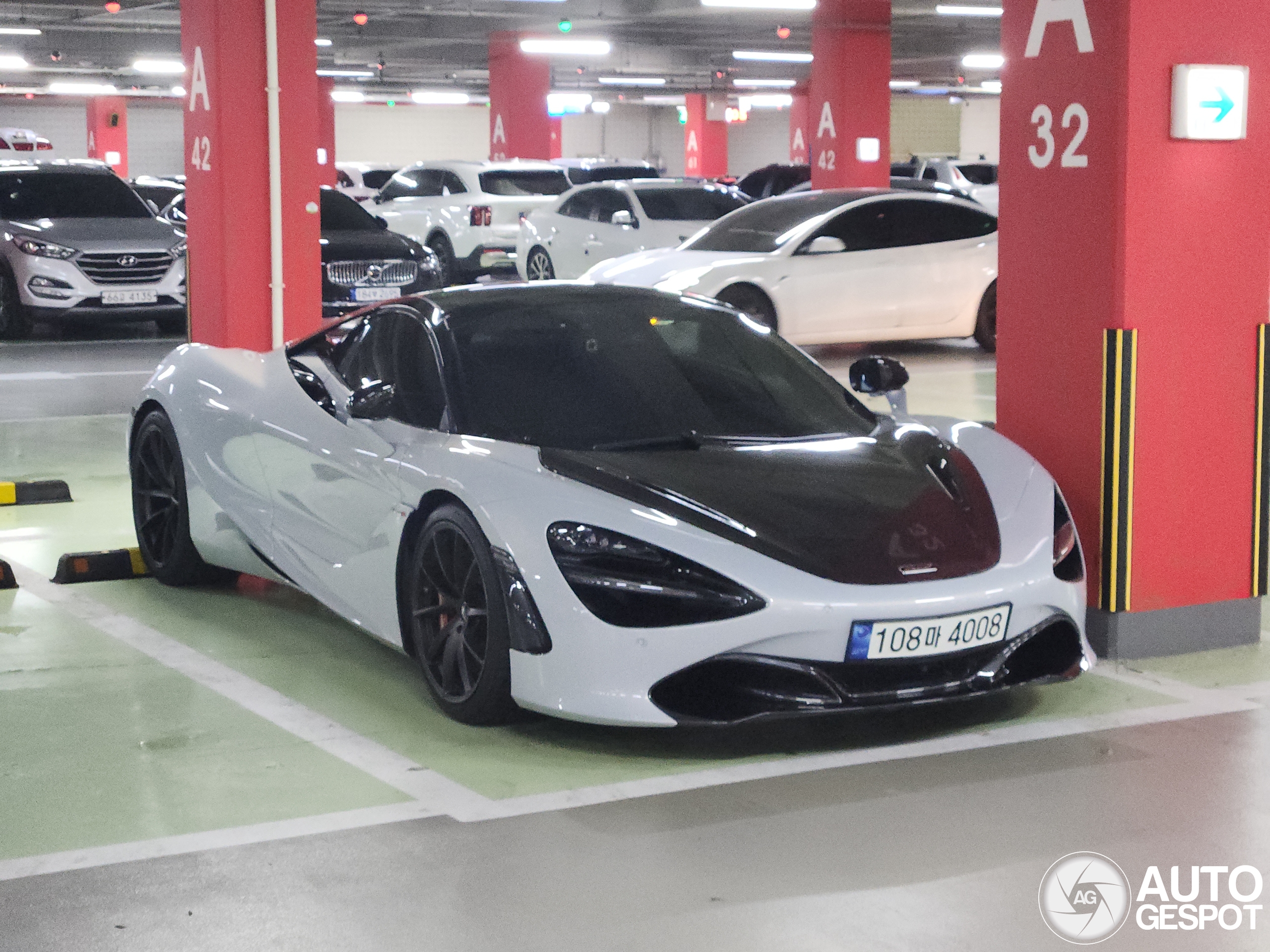 McLaren 720S Spider