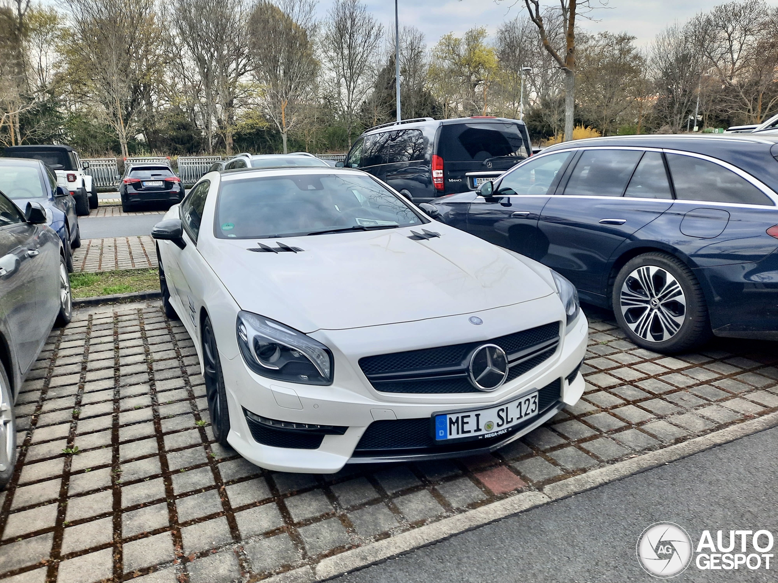 Mercedes-Benz SL 63 AMG R231