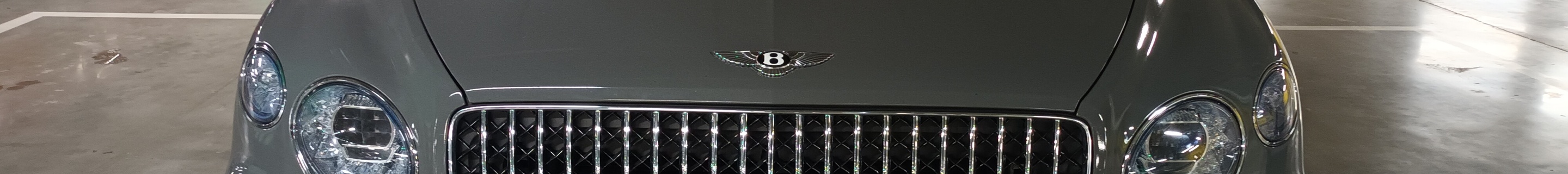 Bentley Bentayga Azure EWB First Edition