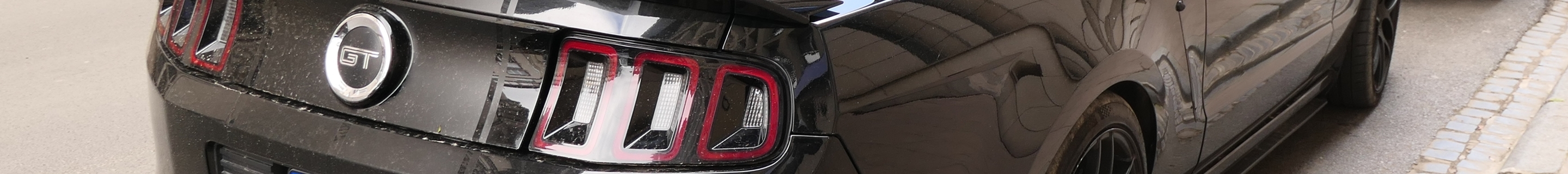 Ford Mustang GT Convertible 2013