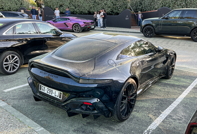 Aston Martin V8 Vantage 2018