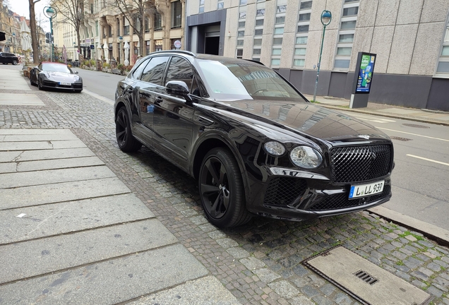 Bentley Bentayga V8 2024