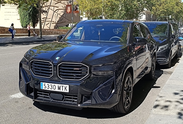 BMW XM G09