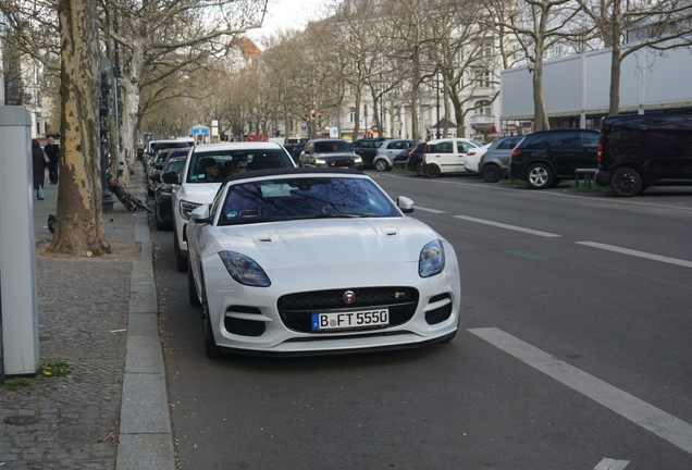 Jaguar F-TYPE R Convertible 2017