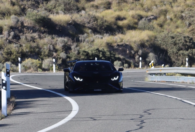 Lamborghini Huracán LP640-2 STO