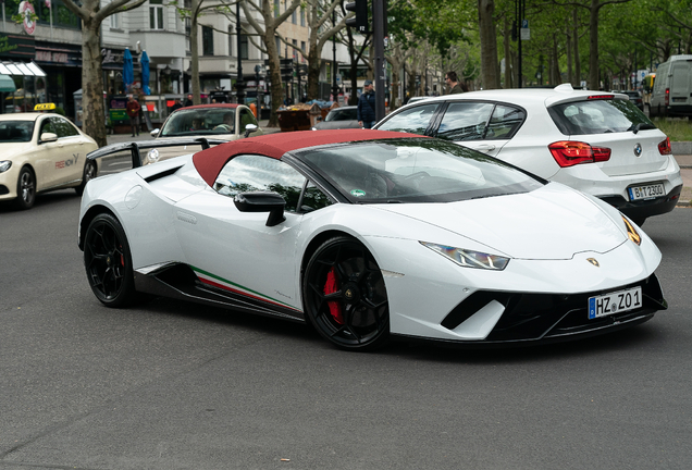 Lamborghini Huracán LP640-4 Performante Spyder