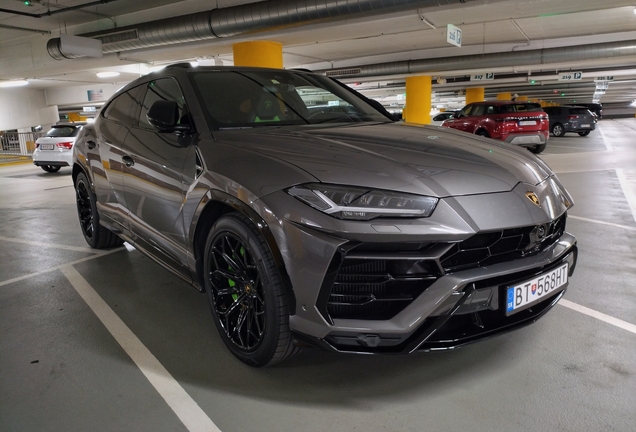 Lamborghini Urus