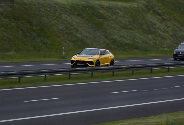Lamborghini Urus Performante