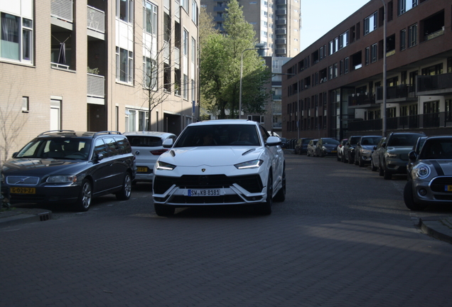 Lamborghini Urus S