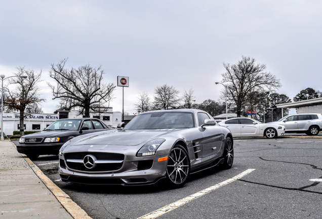 Mercedes-Benz Renntech SLS AMG