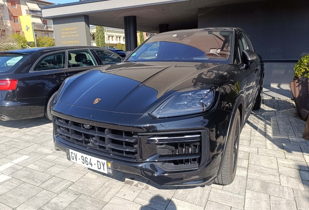 Porsche Cayenne Coupé Turbo E-Hybrid