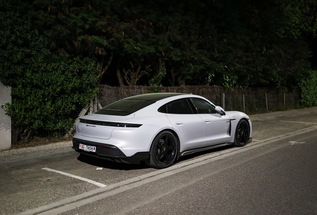 Porsche Taycan GTS