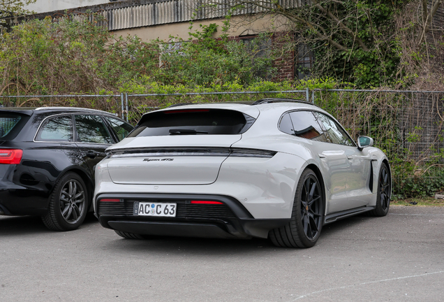 Porsche Taycan GTS Sport Turismo