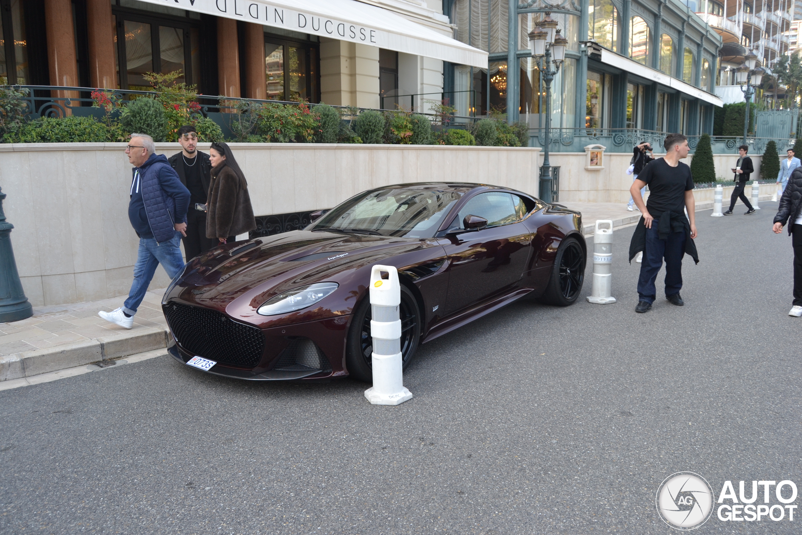 Aston Martin DBS Superleggera