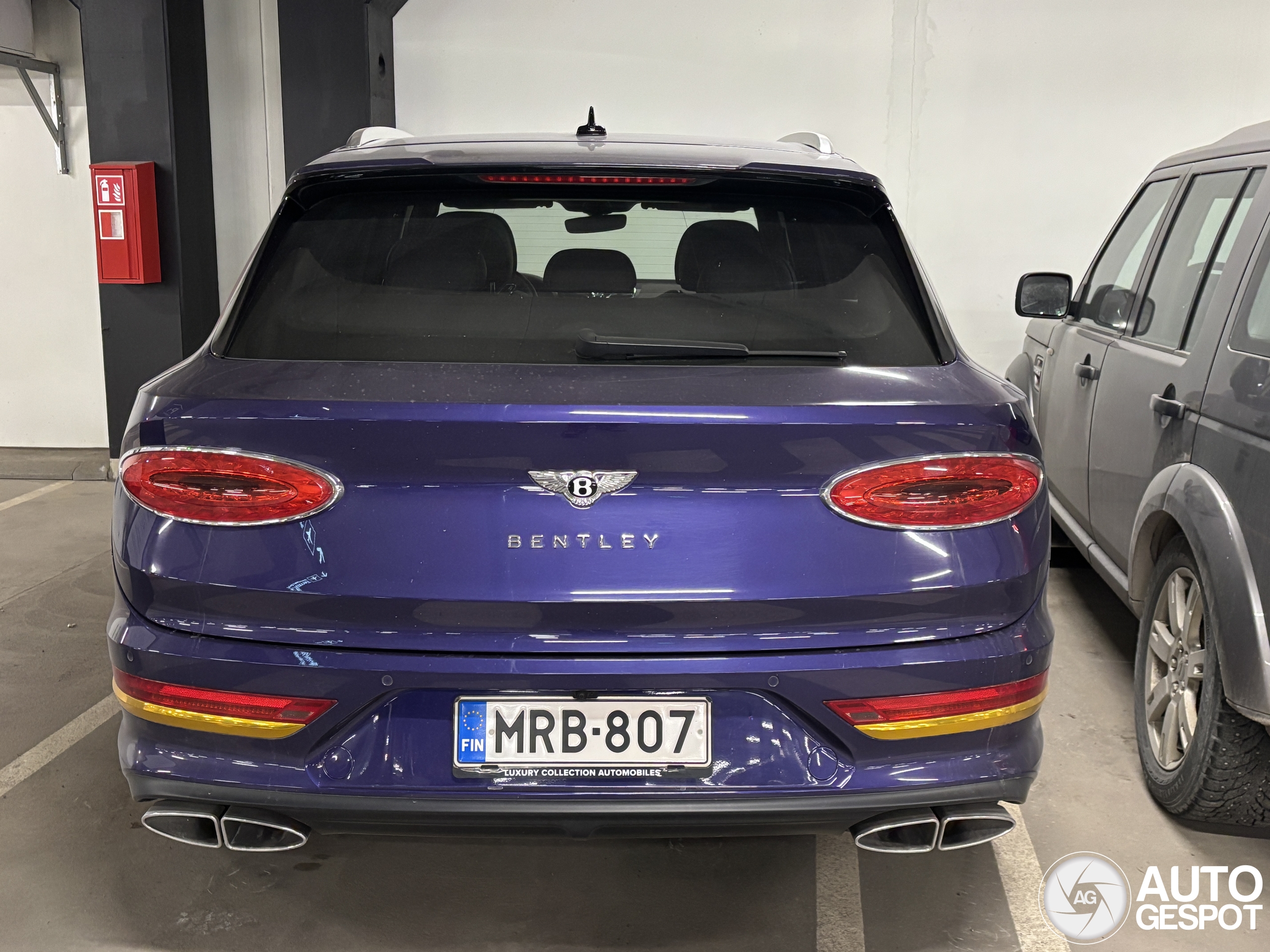 Bentley Bentayga Hybrid 2021