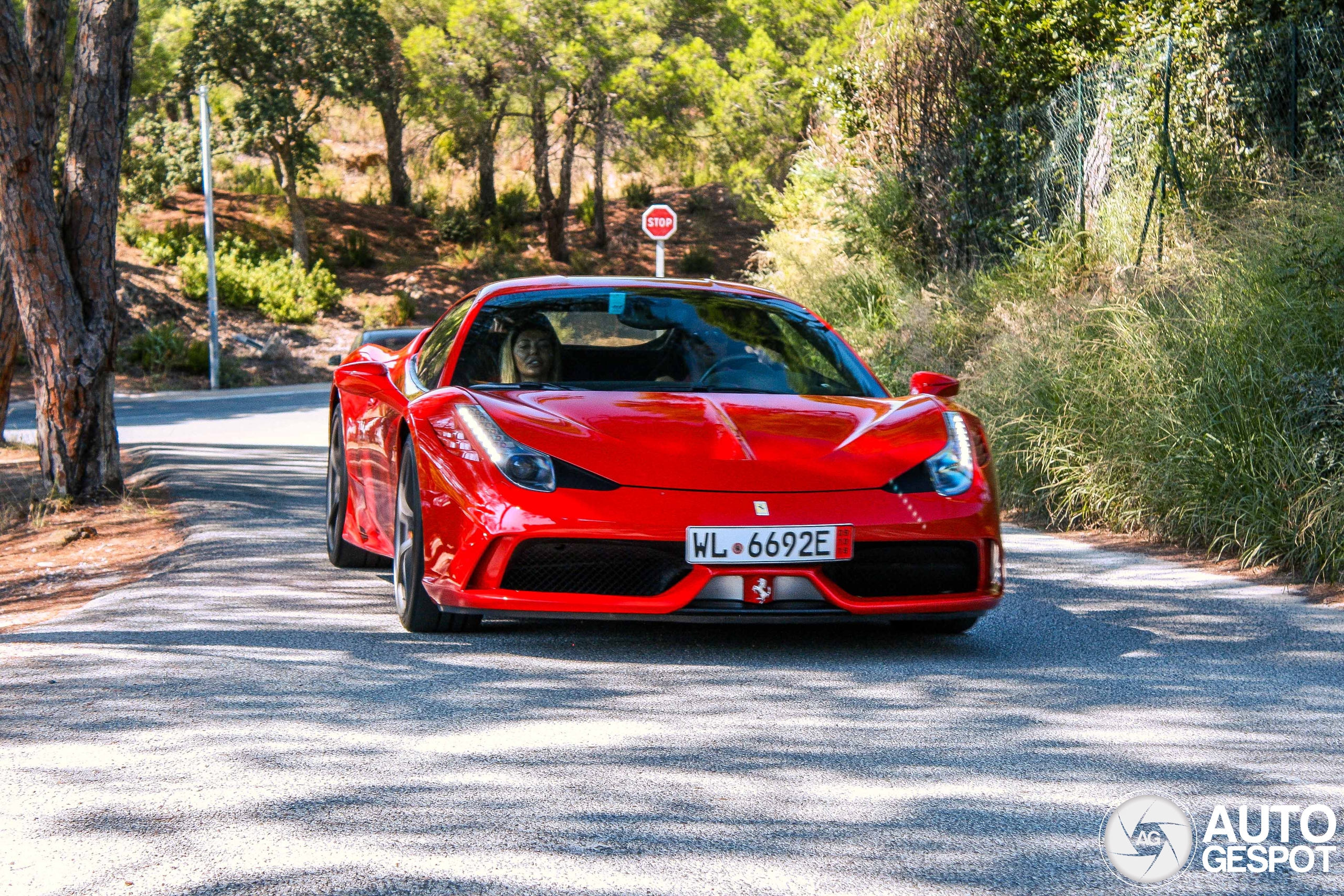【未開封】Ferrari 458 Speciale Ferrari 458 Speciale Review: The Greatest Driver's Car of the