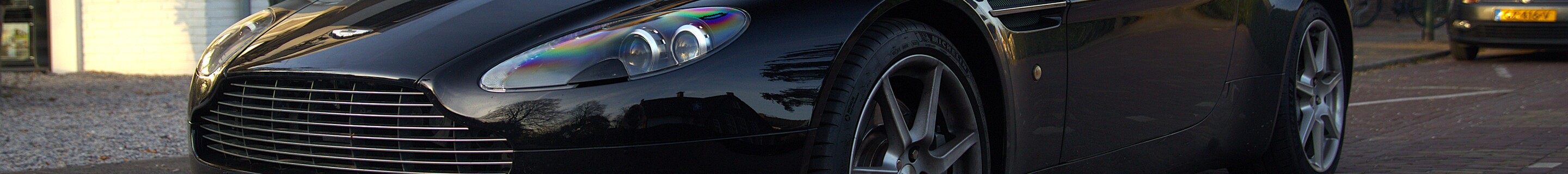 Aston Martin V8 Vantage