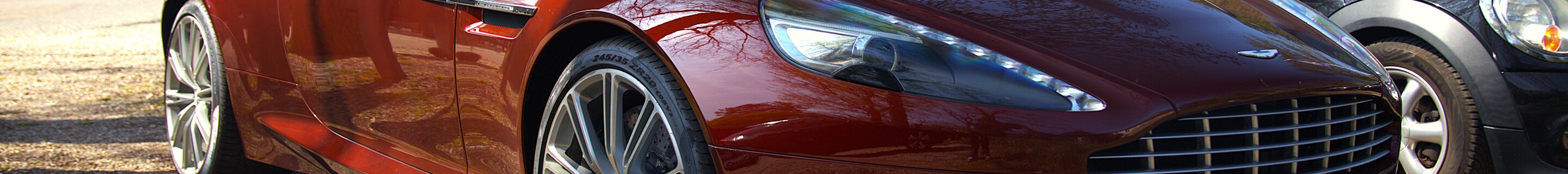 Aston Martin Virage Volante 2011