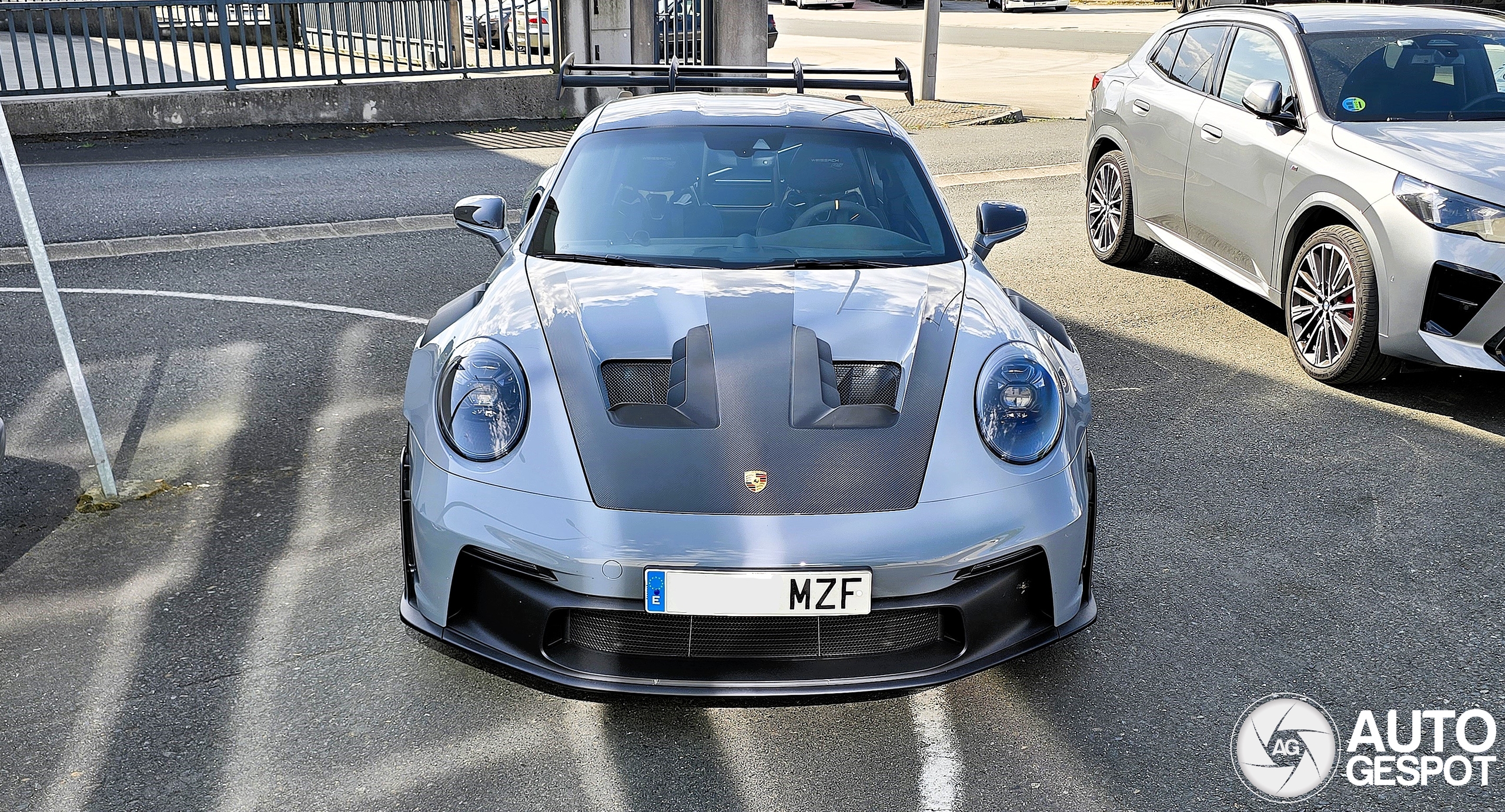 Porsche 992 GT3 RS Weissach Package