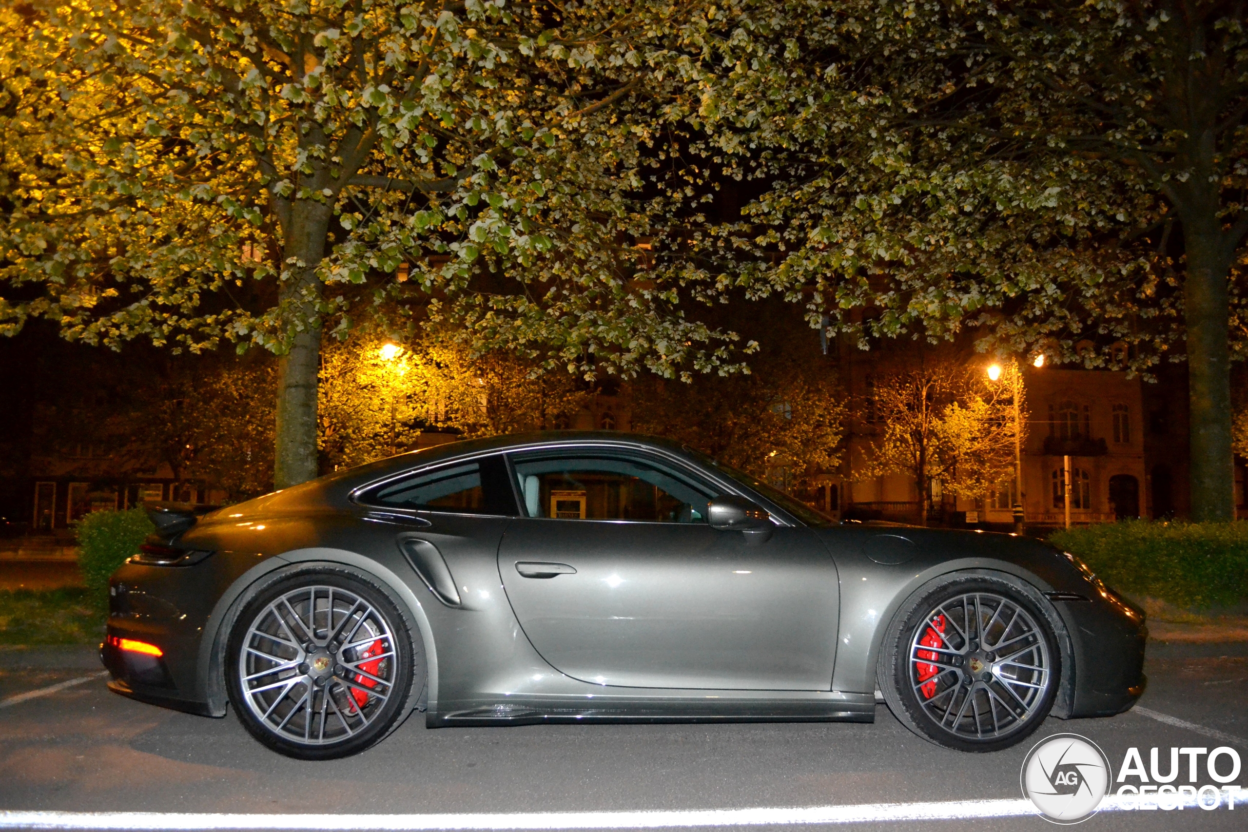 Porsche 992 Turbo