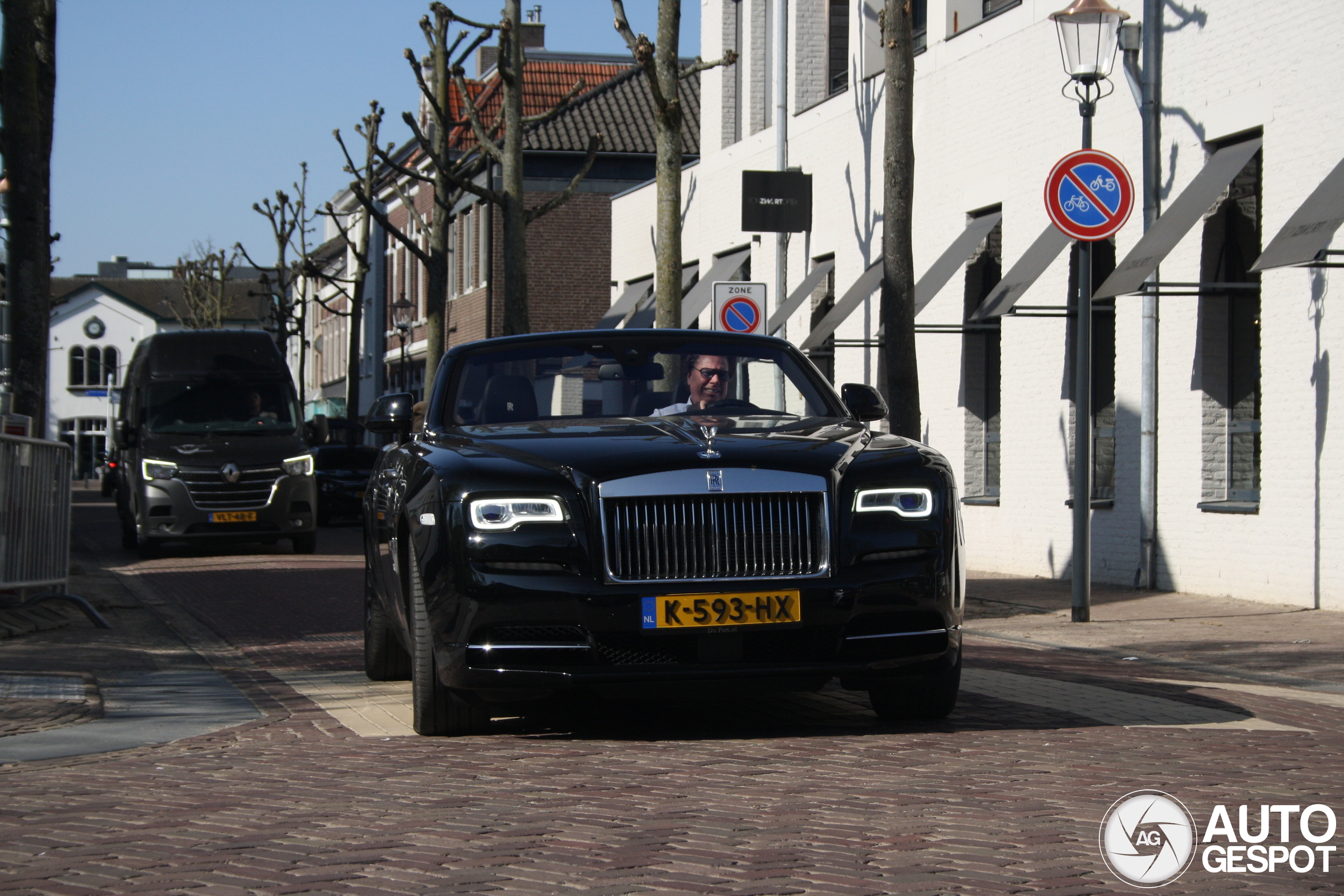 Rolls-Royce Dawn