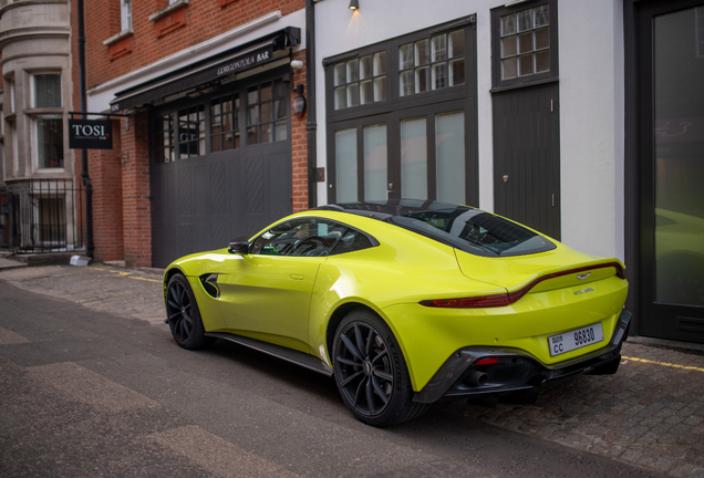 Aston Martin V8 Vantage 2018