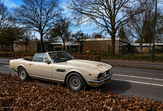 Aston Martin V8 Vantage Volante 1986-1989
