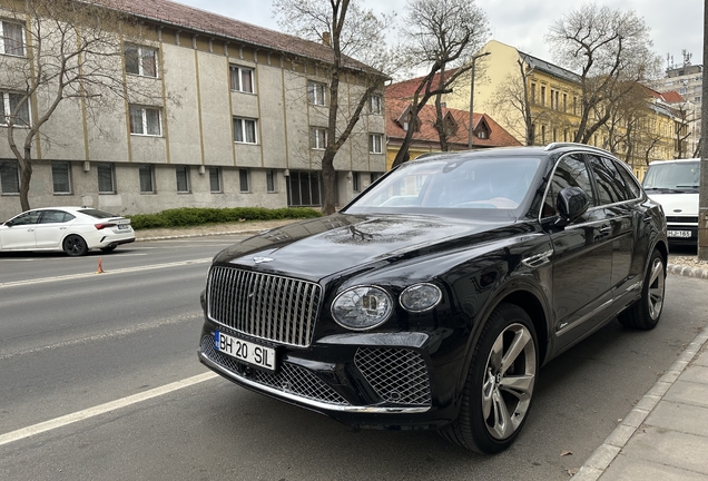 Bentley Bentayga Azure 2024