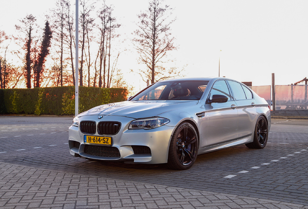 BMW M5 F10 2014
