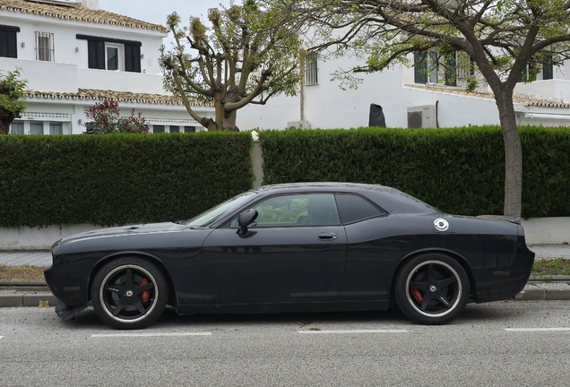 Dodge Challenger SRT-8