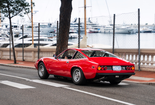 Ferrari 365 GTC/4
