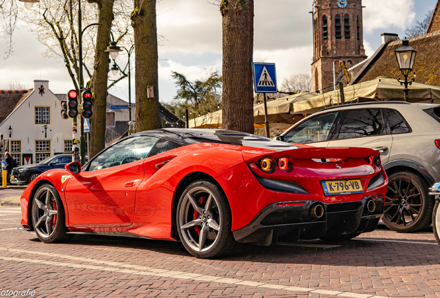 Ferrari F8 Tributo